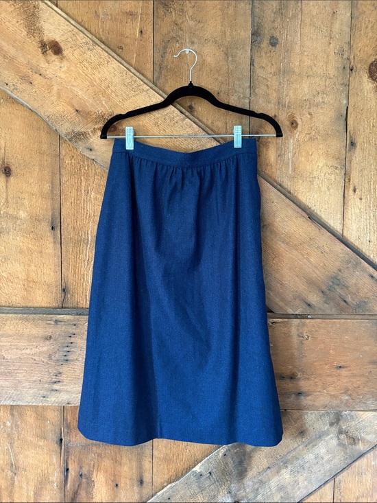 Gilmor Dresses & Skirts - Gilmor Vintage Navy Blue Herringbone A-Line Skirt Womens Size 9/10 Preppy Office
